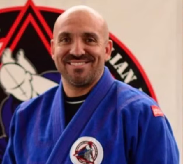 Coach Eddie Diaz
